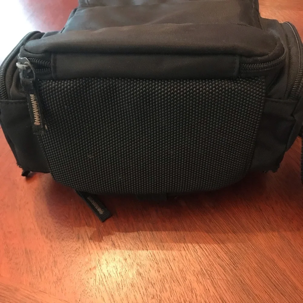 Targus Nikon Universal Video Case
